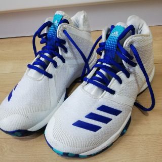 アディダス(adidas)のアディダス　バスケットシューズ(バスケットボール)