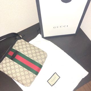 グッチ(Gucci)のGUCCI スプリーム フラット メッセンジャーバッグ(メッセンジャーバッグ)