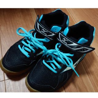 ミズノ(MIZUNO)のMIZUNO バレーシューズ 23センチ VALKYRIE WING ハイカット(バレーボール)