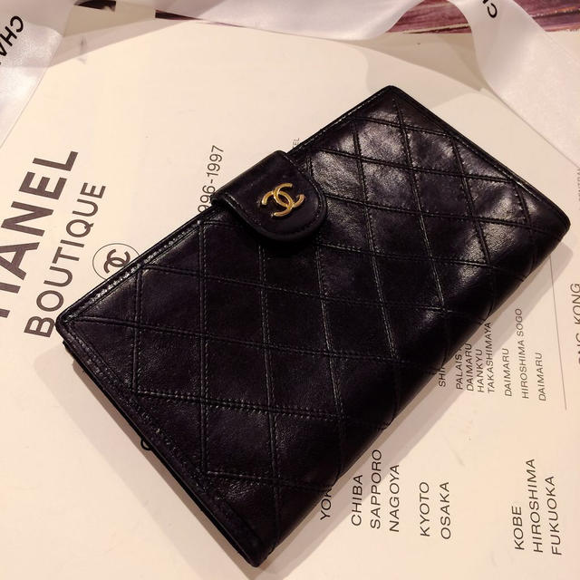 CHANEL(シャネル)のシャネル♡長財布 レディースのファッション小物(財布)の商品写真