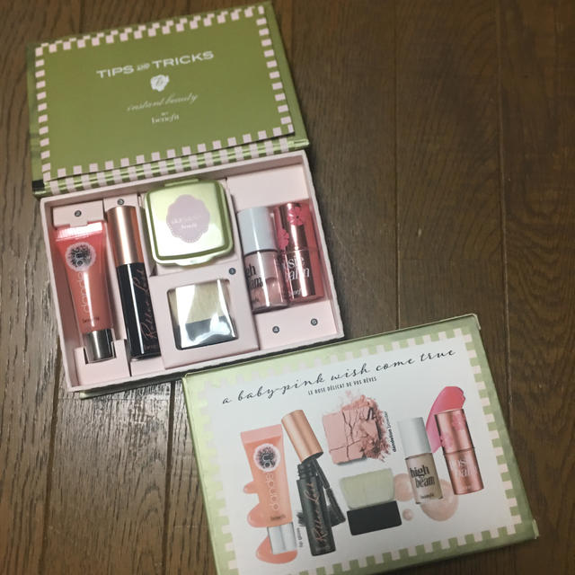 Benefit(ベネフィット)のまむちゃん様専用　ベネフィット ダンデライオン コスメ/美容のベースメイク/化粧品(チーク)の商品写真