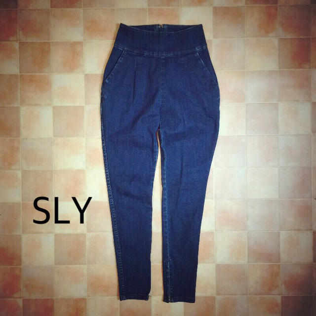 SLY(スライ)の✳︎SLY JEANS レディースのパンツ(デニム/ジーンズ)の商品写真