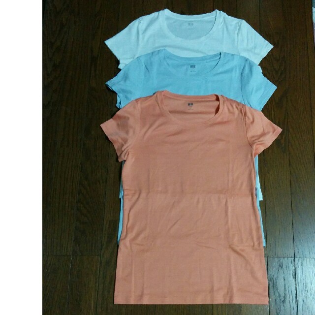 UNIQLO(ユニクロ)のリラックス様専用ユニクロTシャツ3枚+ネックレス レディースのトップス(Tシャツ(半袖/袖なし))の商品写真