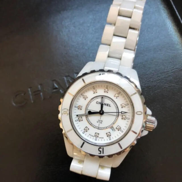 CHANEL(シャネル)のシャネル J12 12pダイヤ 33mm レディースのファッション小物(腕時計)の商品写真