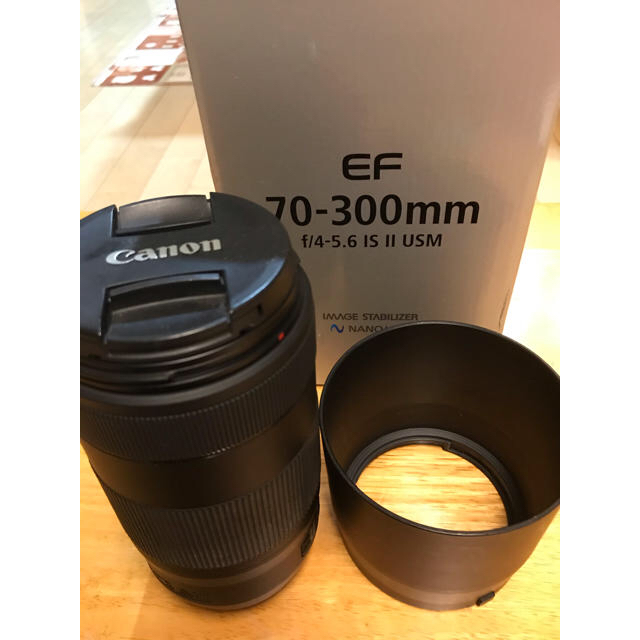 Canon(キヤノン)のCanon 望遠レンズ EF70-300mm f4-5.6 IS II USM スマホ/家電/カメラのカメラ(レンズ(ズーム))の商品写真