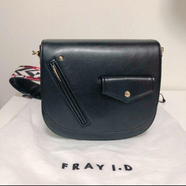 FRAY I.D(フレイアイディー)の美品🎀FRAY I.D 2wayショルダーバッグ レディースのバッグ(ショルダーバッグ)の商品写真