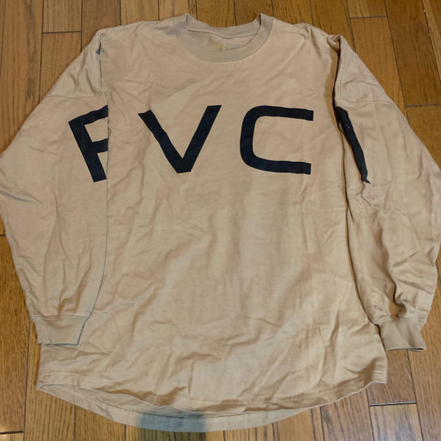 RVCA(ルーカ)のRVCA  短期間で出品します！ メンズのトップス(スウェット)の商品写真