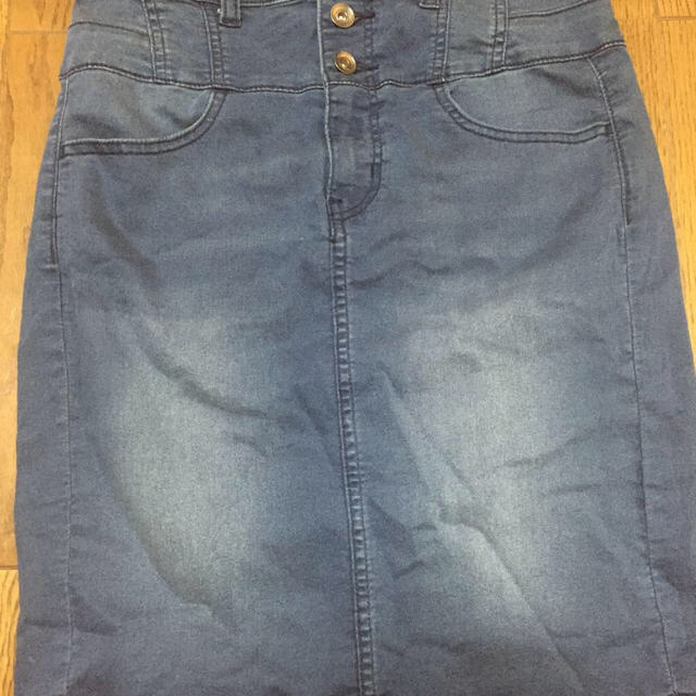 GU(ジーユー)のGUスカート レディースのスカート(ひざ丈スカート)の商品写真