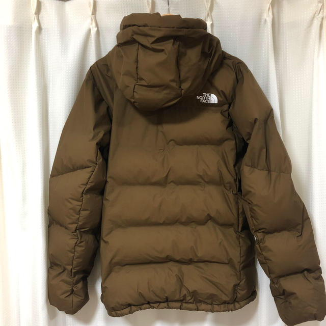 THE NORTH FACE(ザノースフェイス)のTHENORTHFACE ビレイヤーパーカ チークブラウン メンズのジャケット/アウター(ダウンジャケット)の商品写真