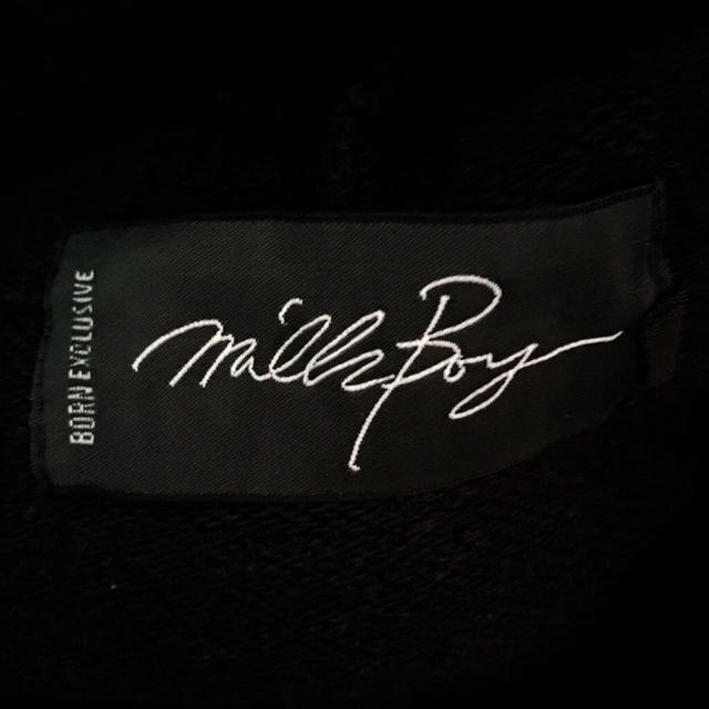 MILKBOY(ミルクボーイ)のMILKBOY ネバセイパーカー レディースのトップス(パーカー)の商品写真