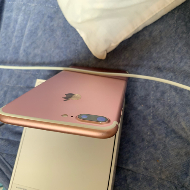 Apple - iPhone 7 Plus SIMフリーの通販 by apple｜アップルならラクマ 高評価得価