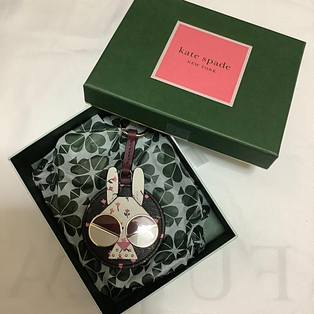 kate spade new york(ケイトスペードニューヨーク)のケイトスペード スペーダマルズ  マネーバニー ダングル レディースのファッション小物(キーホルダー)の商品写真