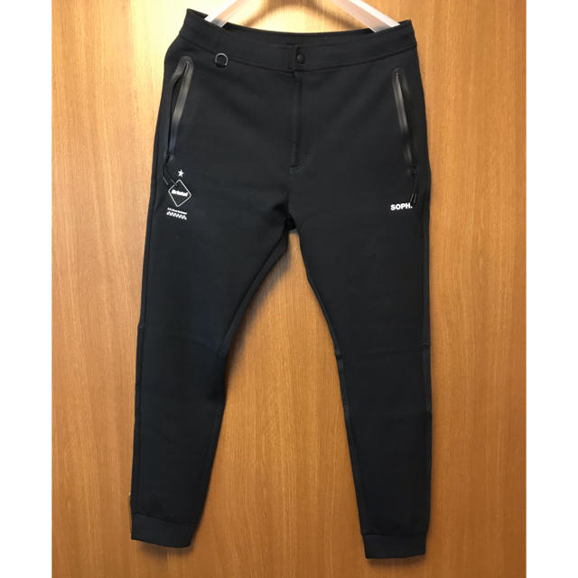 F.C.R.B.(エフシーアールビー)のfcrb SWEAT TRAINING PANTS 19ss サイズ/L メンズのパンツ(サルエルパンツ)の商品写真