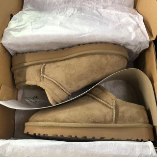 フレームワーク(FRAMeWORK)のFRAMeWORK UGG CLASSIC SLIPPER 24 新品(スリッポン/モカシン)