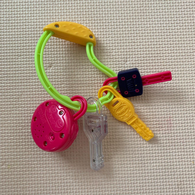 音のなる鍵 キッズ/ベビー/マタニティのおもちゃ(知育玩具)の商品写真