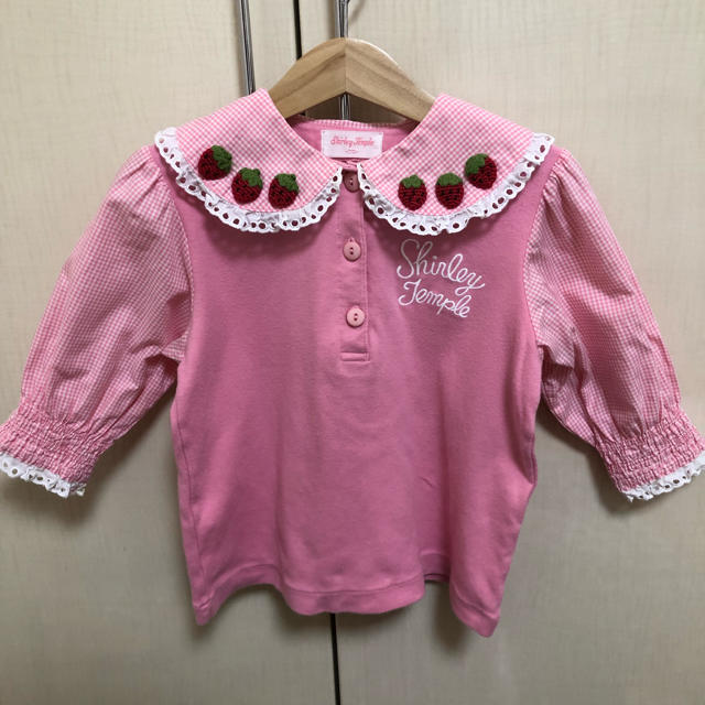 Shirley Temple(シャーリーテンプル)のシャーリーテンプル110いちご長袖トップス キッズ/ベビー/マタニティのキッズ服女の子用(90cm~)(Tシャツ/カットソー)の商品写真