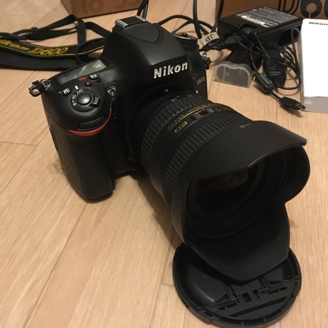 Nikon D600  Nikkor 18-35mm