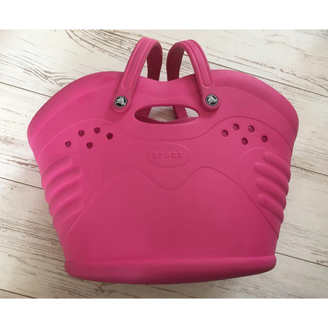 crocs(クロックス)のクロックスバッグ ピンク レディースのバッグ(トートバッグ)の商品写真