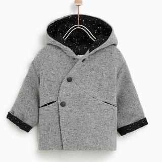 ザラキッズ(ZARA KIDS)のザラキッズ ポンポン&フード付きコート 86サイズ(ジャケット/コート)