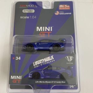 ニッサン(日産)の1/64 TSM MINI GT リバティーウォーク ニッサン GT-R R35(ミニカー)