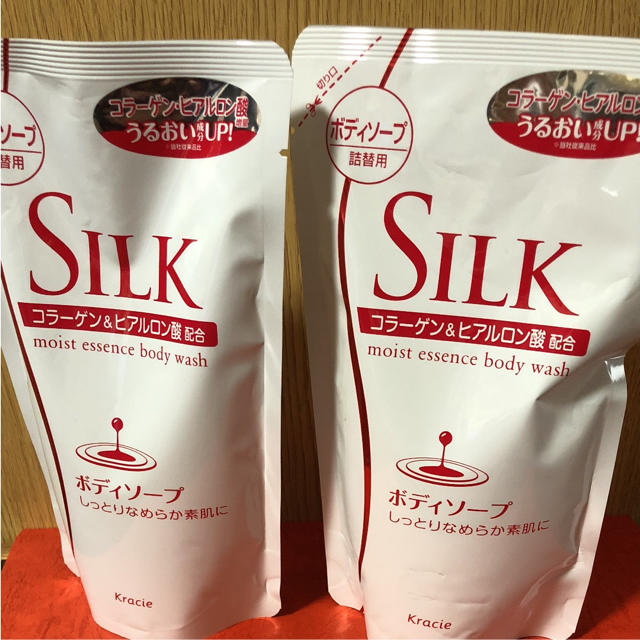 クラシエ シルク ボディソープ350ml 2個 コスメ/美容のボディケア(ボディソープ/石鹸)の商品写真