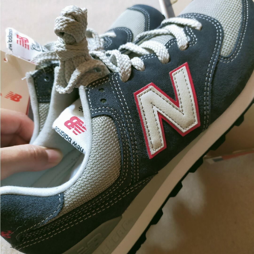 New Balance(ニューバランス)のニューバランス　574　25センチ　新品未使用 メンズの靴/シューズ(スニーカー)の商品写真