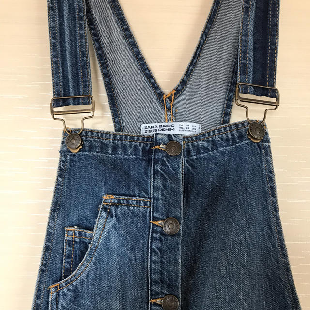 ZARA(ザラ)のデニムサロペット レディースのパンツ(サロペット/オーバーオール)の商品写真