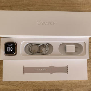 アップルウォッチ(Apple Watch)のApple Watch 4 ゴールドステンレス　40mm Usedです(その他)