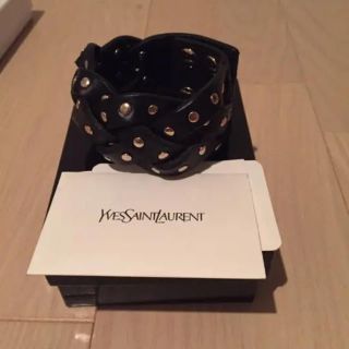 SAINT LAURENT(ブレスレット)のフリマアイテム一覧 SAINT LAURENT(ブレスレット)のフリマアイテム一覧