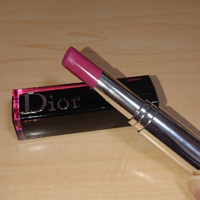 Dior(ディオール)の【Dior】アディクト ラッカー スティック コスメ/美容のベースメイク/化粧品(口紅)の商品写真