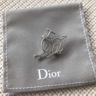 クリスチャンディオール(Christian Dior)のDior★ブローチ★シルバー(ブローチ/コサージュ)