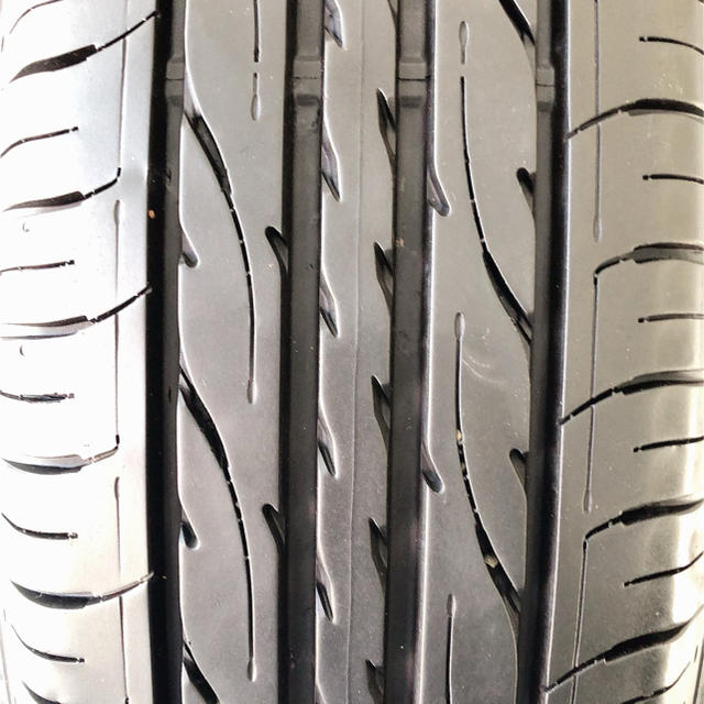 DUNLOP(ダンロップ)の185/70R14 ダンロップ EC203 2本 2017年&2016年製 自動車/バイクの自動車(タイヤ)の商品写真