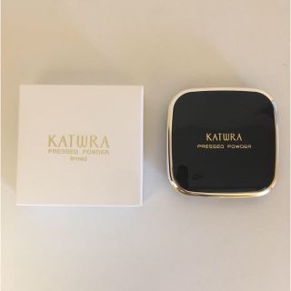 カツウラケショウヒン(KATWRA(カツウラ化粧品))のカツウラ プレスパウダー ピンク&ナチュラル セット(フェイスパウダー)