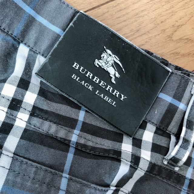 BURBERRY BLACK LABEL(バーバリーブラックレーベル)のパンツ メンズのパンツ(デニム/ジーンズ)の商品写真