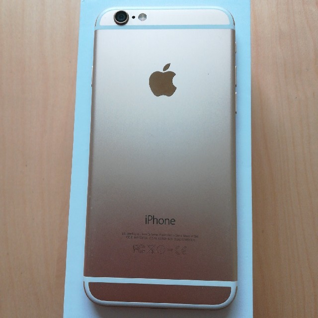 iPhone(アイフォーン)のiPhone6 16GB softbank ゴールド スマホ/家電/カメラのスマートフォン/携帯電話(スマートフォン本体)の商品写真