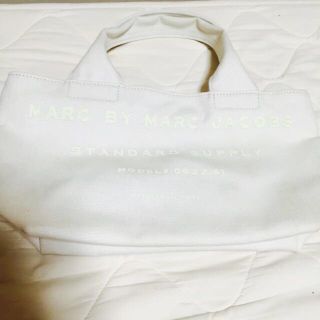 マークバイマークジェイコブス(MARC BY MARC JACOBS)のMARC BY JACOBS バック(ハンドバッグ)