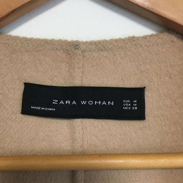 ZARA(ザラ)のあああ様専用 ZARAロングジレ サイズM ベージュ レディースのトップス(ベスト/ジレ)の商品写真