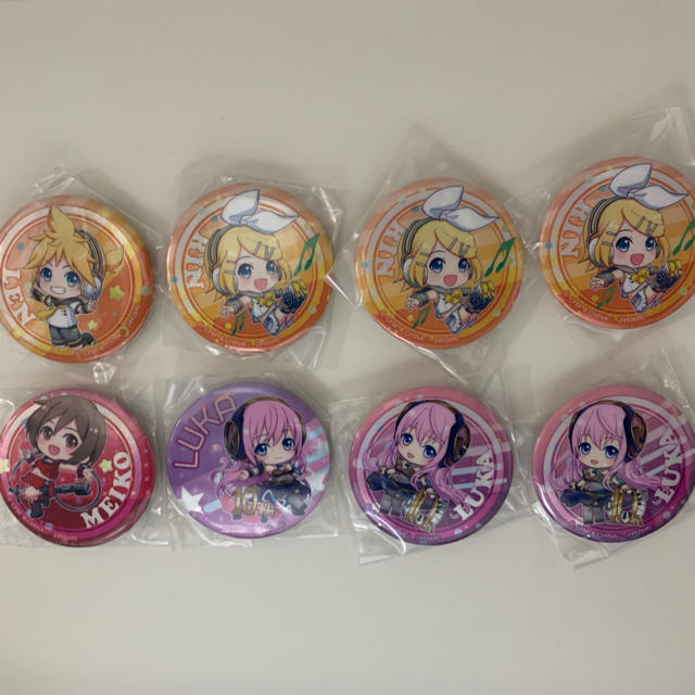 BANDAI(バンダイ)のマジカルミライ缶バッジ エンタメ/ホビーのアニメグッズ(バッジ/ピンバッジ)の商品写真