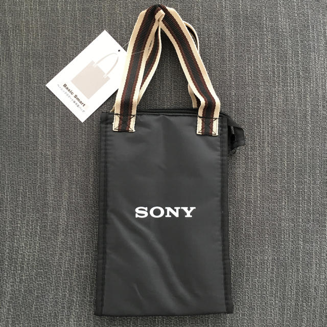 SONY(ソニー)のSONY 非売品 ベーシックスマート 保冷バック インテリア/住まい/日用品のキッチン/食器(弁当用品)の商品写真