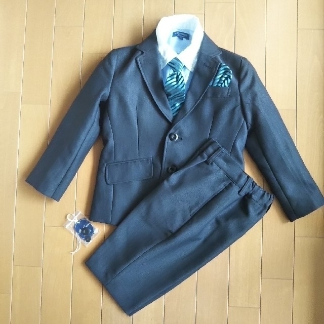 motherways(マザウェイズ)のスーツセット 男の子 110cm キッズ/ベビー/マタニティのキッズ服男の子用(90cm~)(ドレス/フォーマル)の商品写真