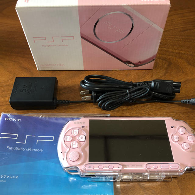PSP-3000 「プレイステーション・ポータブル」 （ブロッサム・ピンク