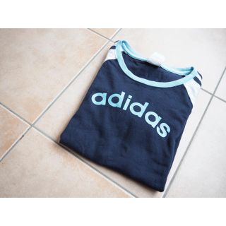 アディダス(adidas)のadidasTシャツ(Tシャツ(半袖/袖なし))