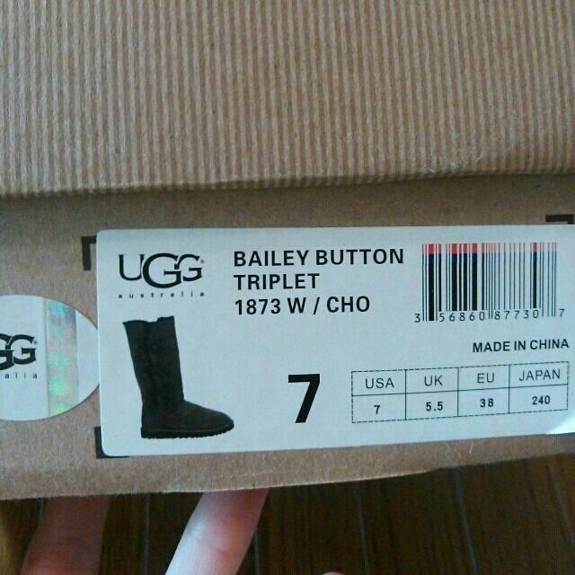 UGG(アグ)のUGG☆ベイリーボタントリプレット レディースの靴/シューズ(ブーツ)の商品写真