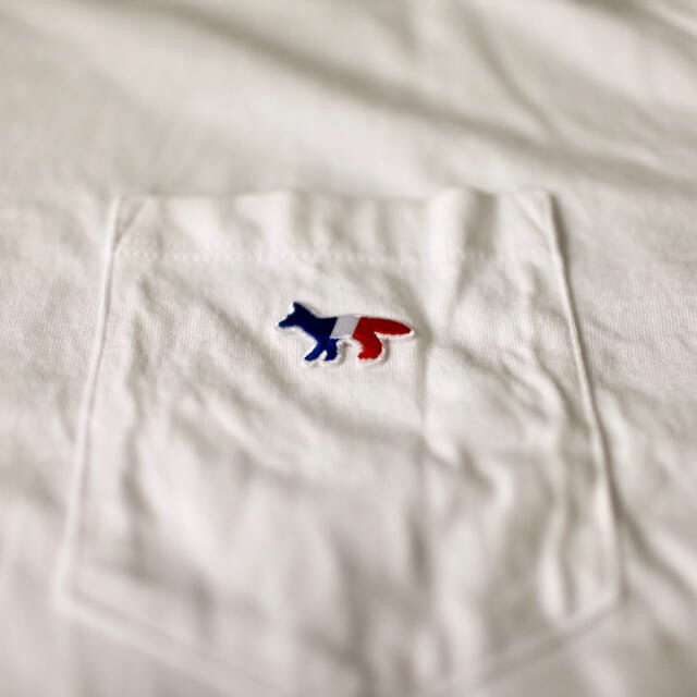 MAISON KITSUNE'(メゾンキツネ)のメゾンキツネ 白T メンズのトップス(Tシャツ/カットソー(半袖/袖なし))の商品写真