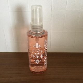 バスアンドボディーワークス(Bath & Body Works)のBath&Body Works フレグランスミスト ピーチ(香水(女性用))