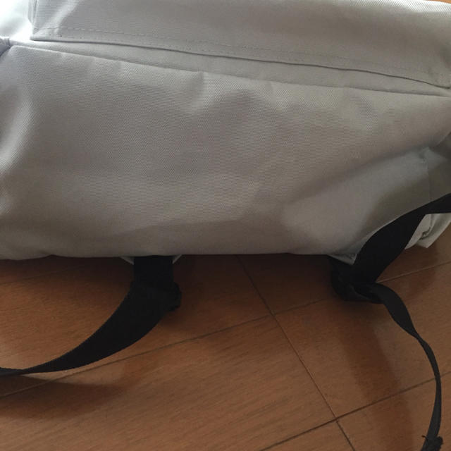 MUJI (無印良品)(ムジルシリョウヒン)の無印 撥水リュックサック アイボリー レディースのバッグ(リュック/バックパック)の商品写真