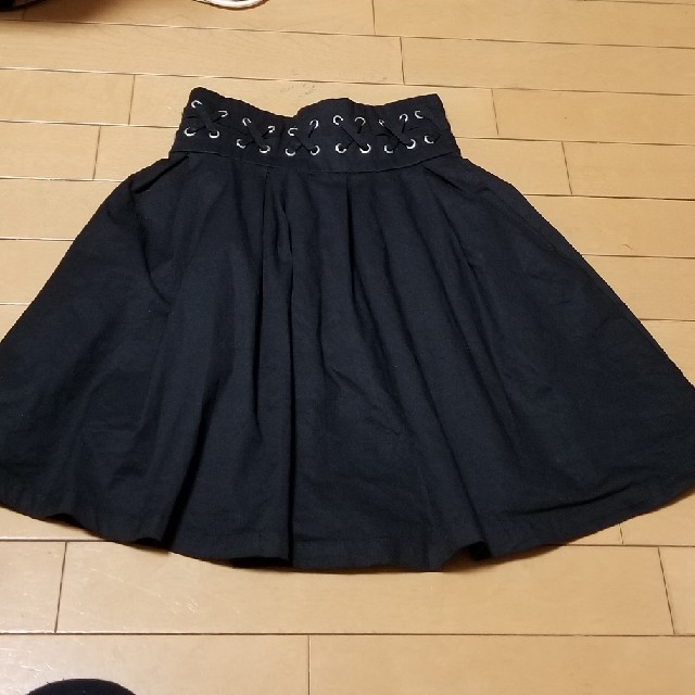 BROWNY(ブラウニー)のWEGO ハイウエスト　スカート　ブラック　フリーサイズ レディースのスカート(ひざ丈スカート)の商品写真