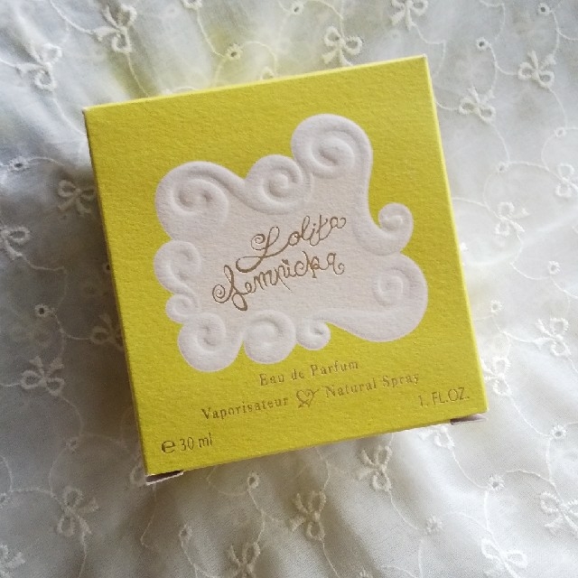 LOLITA LEMPICKA(ロリータレンピカ)のロリータレンピカ  30ml  箱あり 美品♪ コスメ/美容の香水(香水(女性用))の商品写真