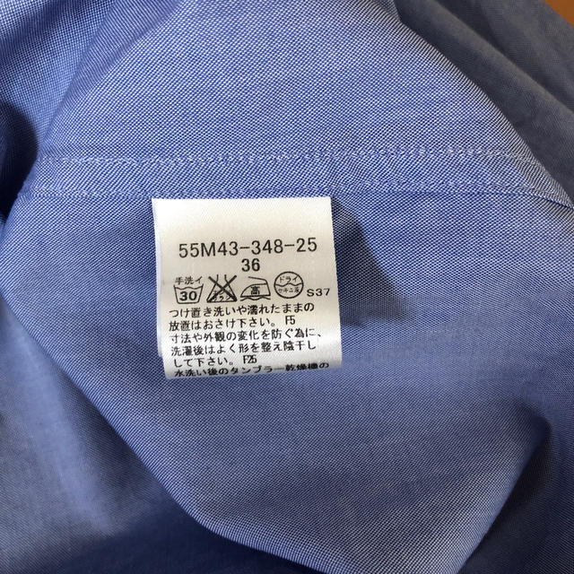 BURBERRY BLUE LABEL(バーバリーブルーレーベル)の新品同様 バーバリークレストブリッジ  シャツ 36 レディースのトップス(シャツ/ブラウス(長袖/七分))の商品写真