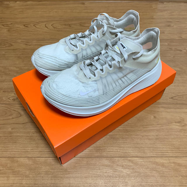 NIKE(ナイキ)のNIKE ZOOM FLY SP メンズの靴/シューズ(スニーカー)の商品写真